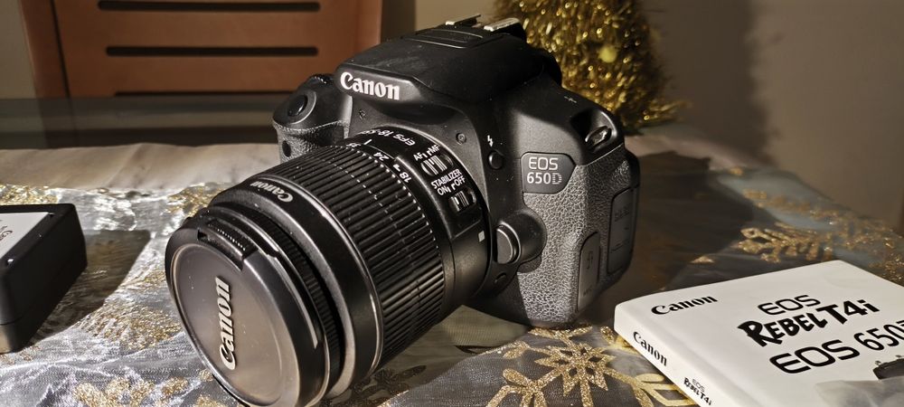 Máquina Fotográfica Canon 650 D