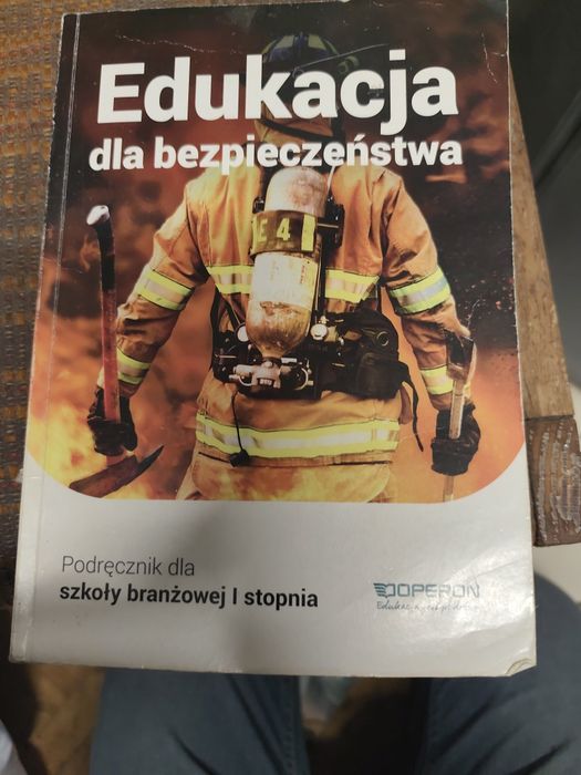 Sprzedam książkę do szkoły branżowej pierwszego stopnia
