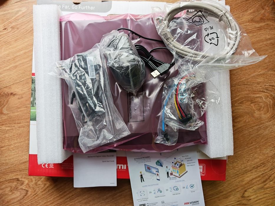 Rejestrator DS-7608NI-K1 (C) alarm Nówka