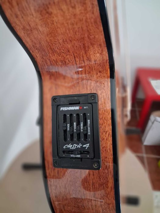 Vendo Guitarra Clássica CORT