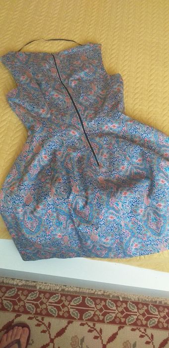 Vestido tipo Jackie Kenedy