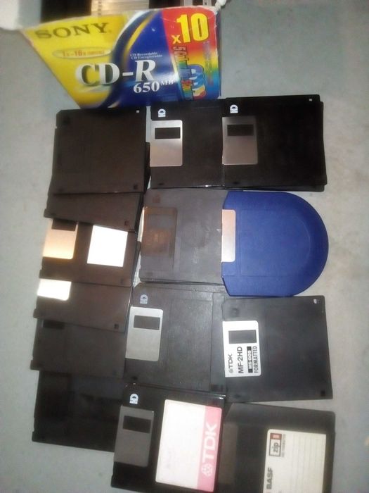 Disquetes 3.5" 1.44 MB Novas e Usadas