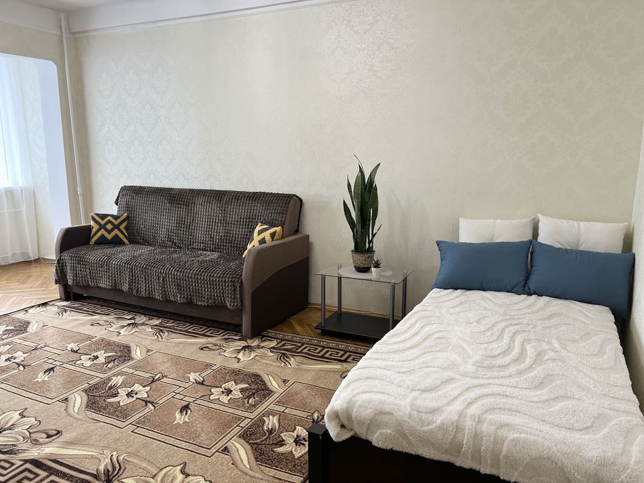 Подобово квартира Котельникова 2К метро Житомирська Академмістечко