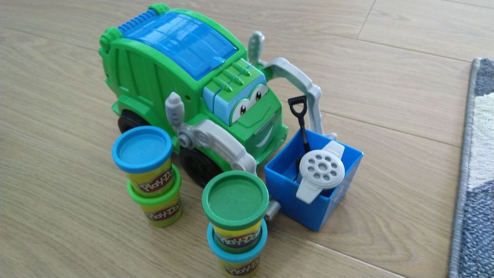 Hasbro śmieciarka Play doh- ciastolina
