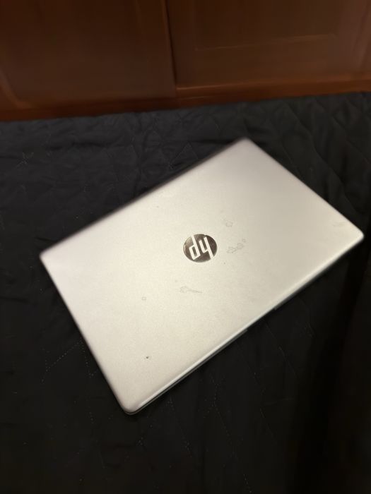 HP 15s | Intel Core i3 (11ª Gen) | 8GB RAM | SSD | 15.6" Full HD