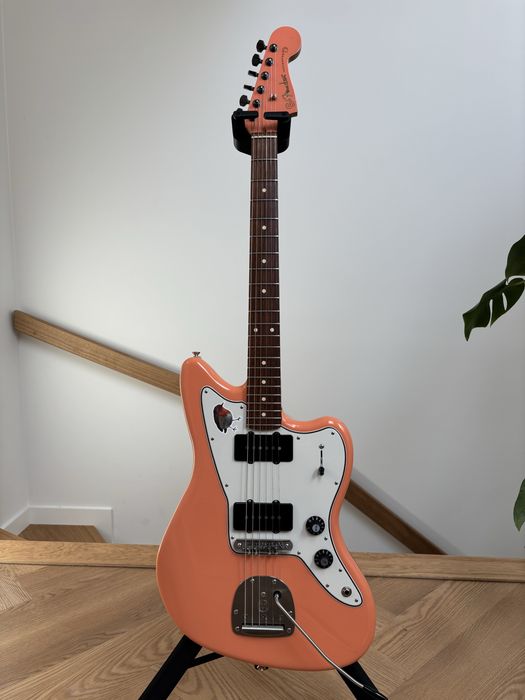 Fender Jazzmaster (CME Exclusive) MiM z pełnym Mastery Vibrato