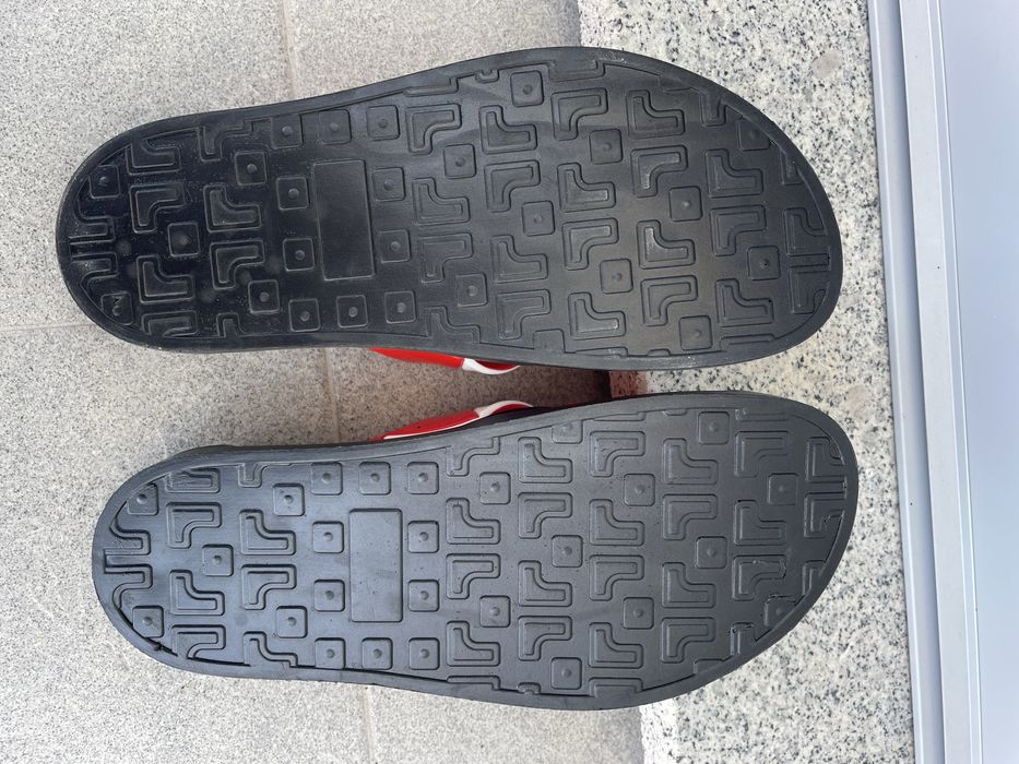 Chinelo gucci preto/vermelho