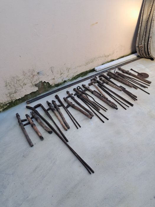 Forja antiga, ferramentas.