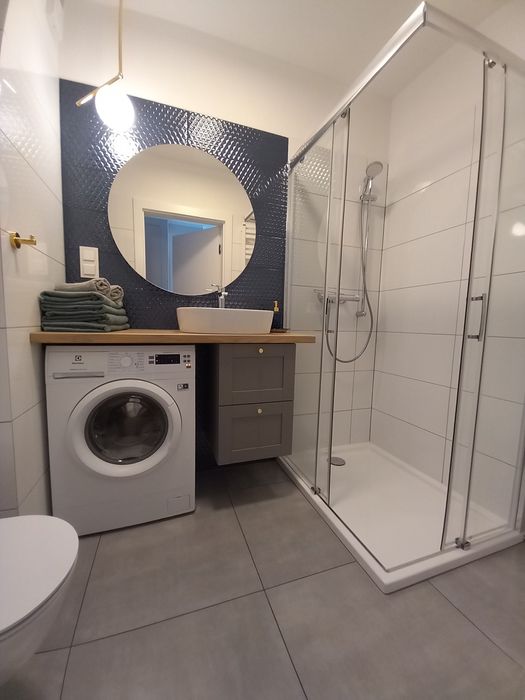 Do wynajęcia 2 pokoje balkon garaż na długi okres