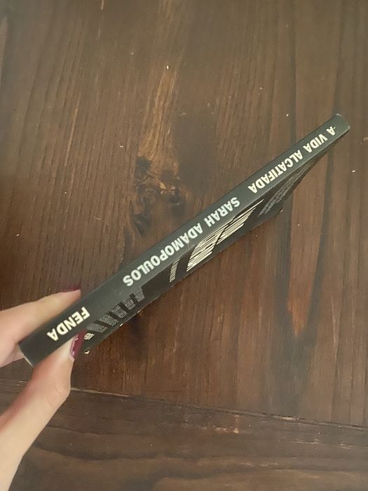 Livro “A Vida Alcatifada”
