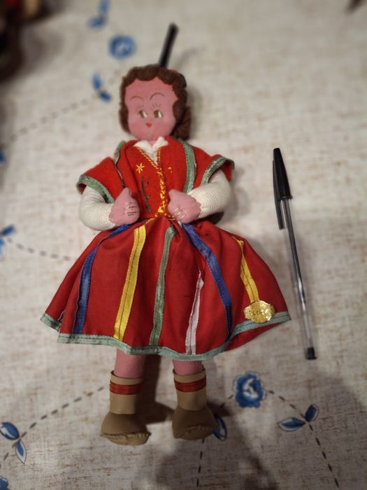 Bineca antiga regional madeira tipo Maria Helena