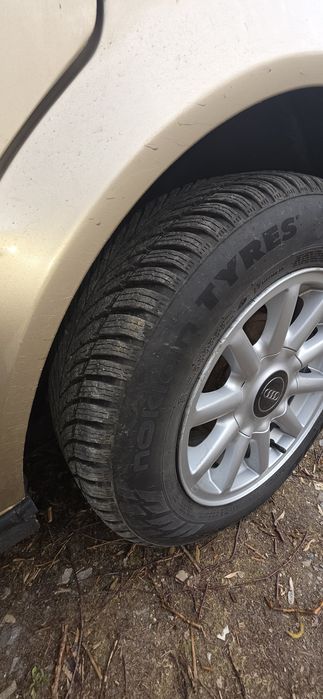 Sprzedania audi b4 2.0ABT 90km B+G