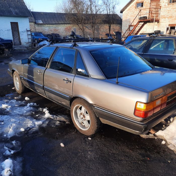 Крила audi 200 3B,шрот.