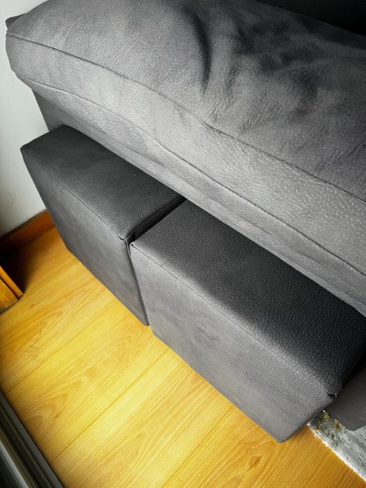 Sofá com chaise long