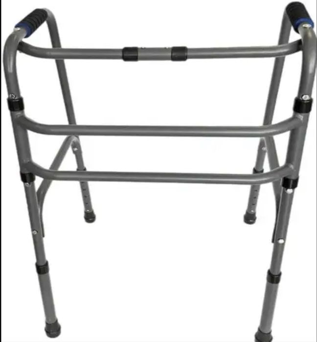 Ходунки для маломобільних людей – складні керовані моделі крокуючі