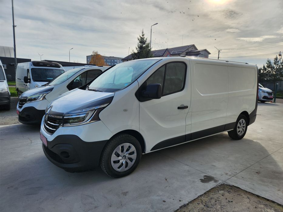 Рено трафіки 2020 і 2021 років, 2.0 дизель, 88 квт. Long.