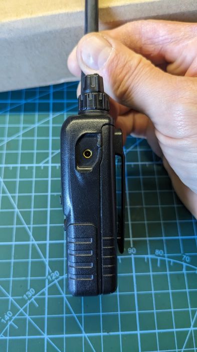 Yaesu VX-2, VHF/UHF, 2W, air band