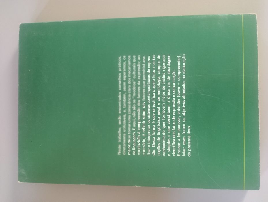 Livro Usos da linguagem