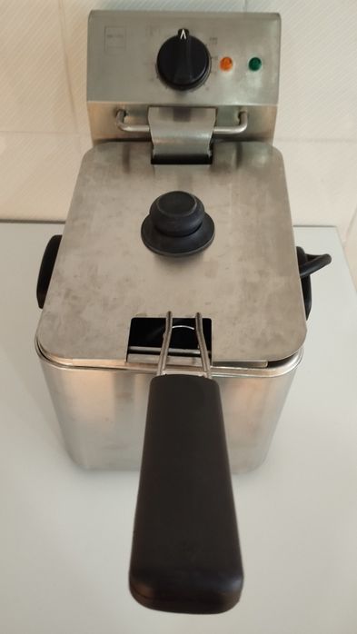 Fritadeira eléctrica 4L