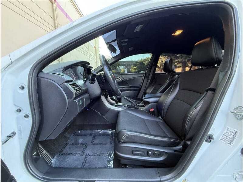 2017 Honda Accord Sport