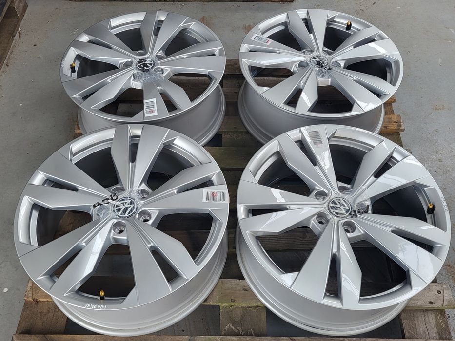 Alufelgi oryginal VW 5x112 7,5Jx19 et50 cb57,1mm jak nowe, 2020rok