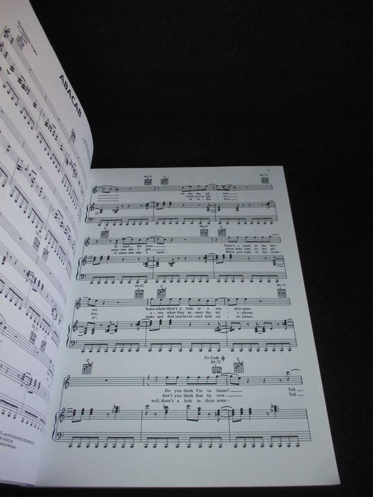 Livro Genesis Anthology Piano Vocal Guitar