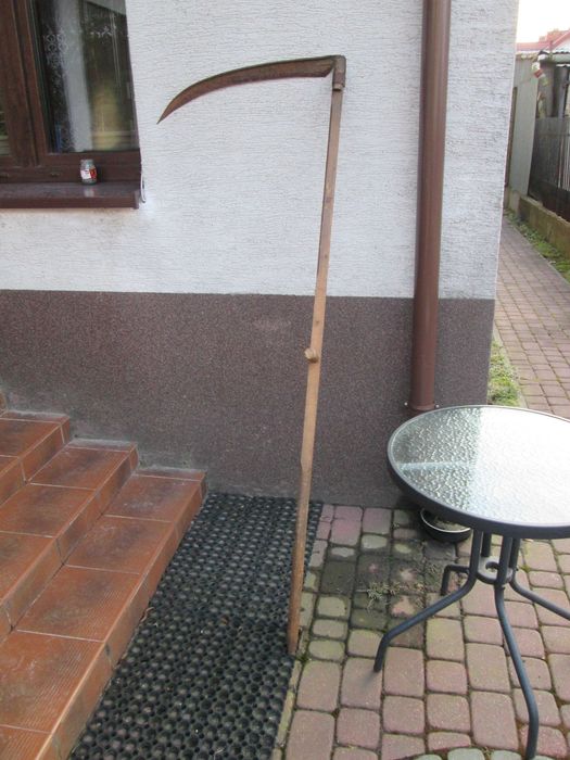 Sprzedam starą kosę do trawy