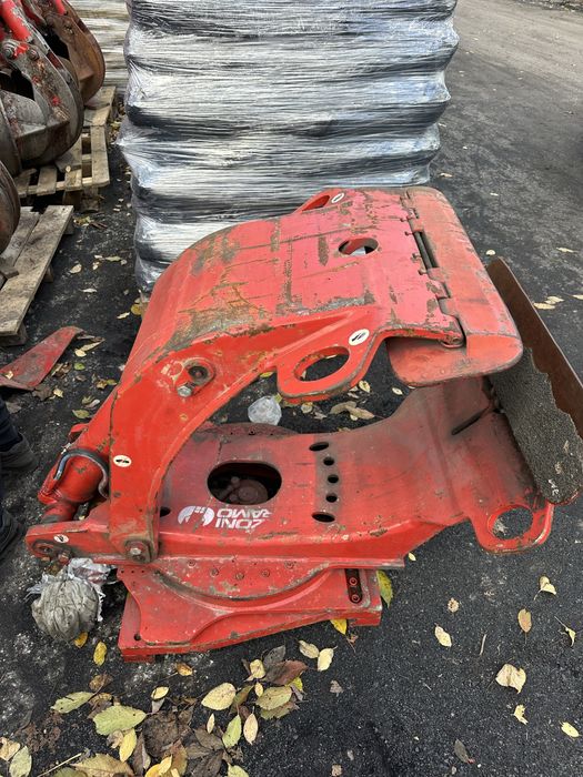 Chwytak obrotowy do bali