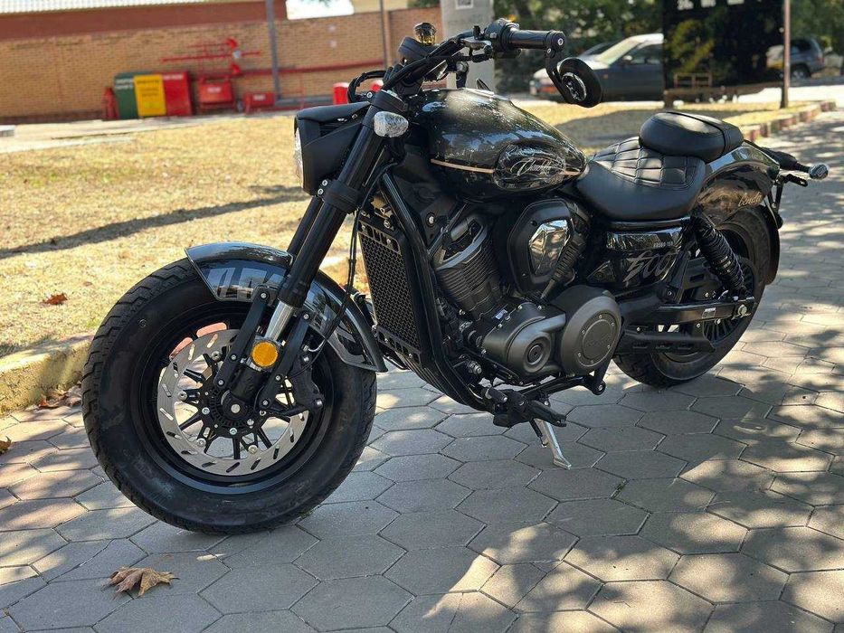 Мотоцикл BENDA Chinchilla V500