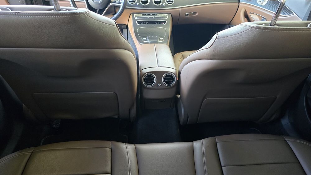 Mercedes Benz E300de 9G-Tronic Full Extras