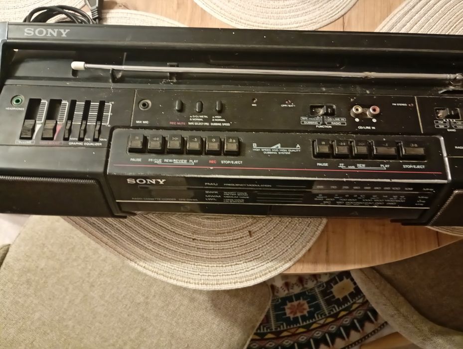 Radiotelefon firmy sony