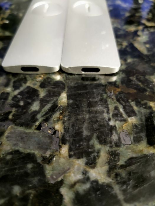 Piloty Apple 2 sztuki