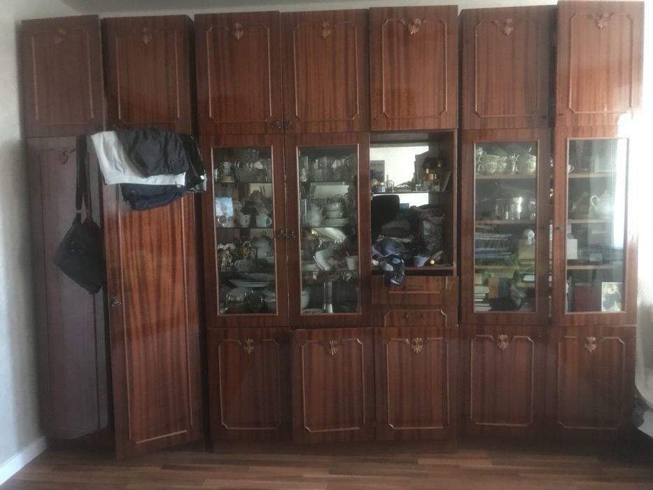 Самовивіз Віддам безкоштовно Шафа/ стінка