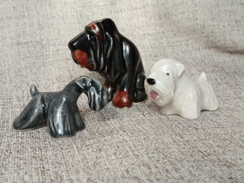 figurka pies terier KUKA W. Rydz bloodhund  porcelana