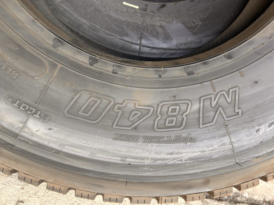 315/80R22.5 Bridgestone M840 przód budowlany