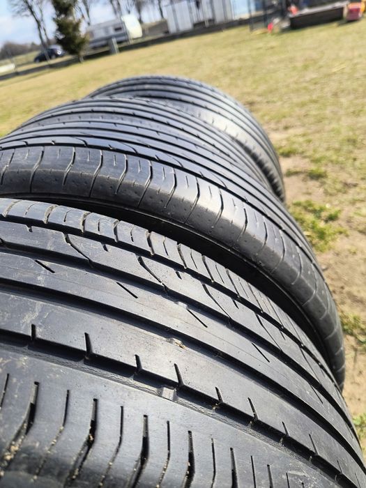 Opony Continental 215x55 R18