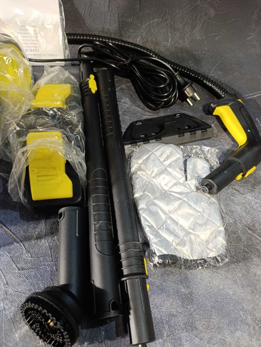 Myjka parowa Costway 2000W – 13 akcesoriów - 160°C - 5 BAR