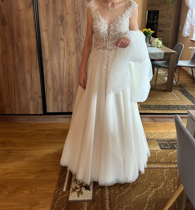 Piękna suknia ślubna