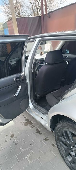 Продам машину Фольксваген Гольф4 2003р