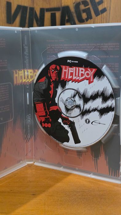 Jogo Pc Cd-Rom - Hellboy: Asylum Seeker (Edição Portuguesa / Retro)