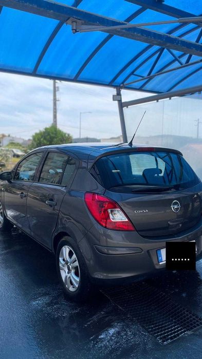 Opel Corsa D 1.2 Gasolina (2011)
