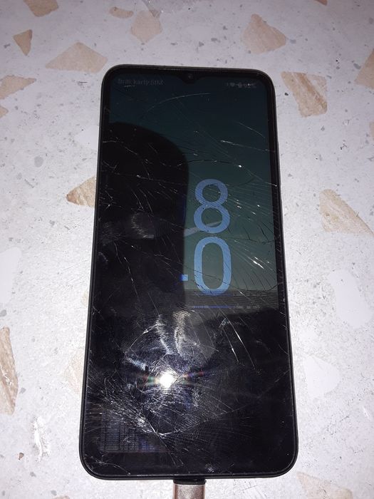 Telefon   redmi A1 uszkodzony