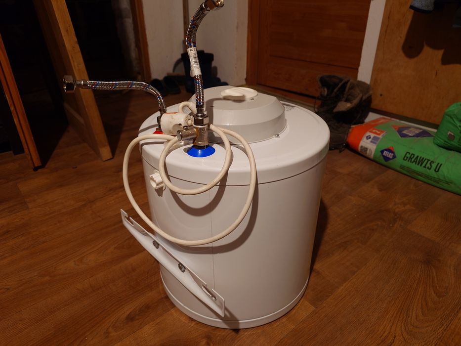 Bojler elektryczny 20 litrów