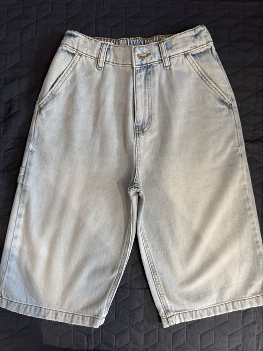 Продаю джинсовые шорты Zara на мальчика