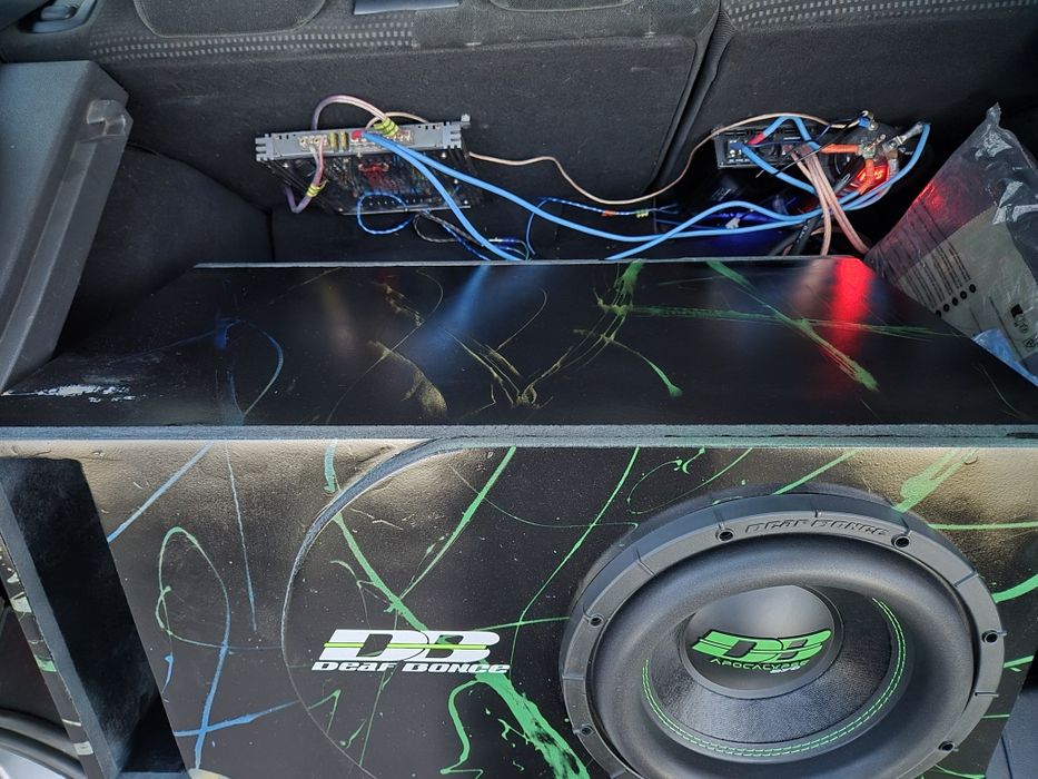 Skrzynia / subwoofer Deaf Bonce 30cm 88-90L 30/32Hz