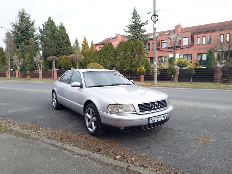 Audi A8 D2 3.3 TDI V8