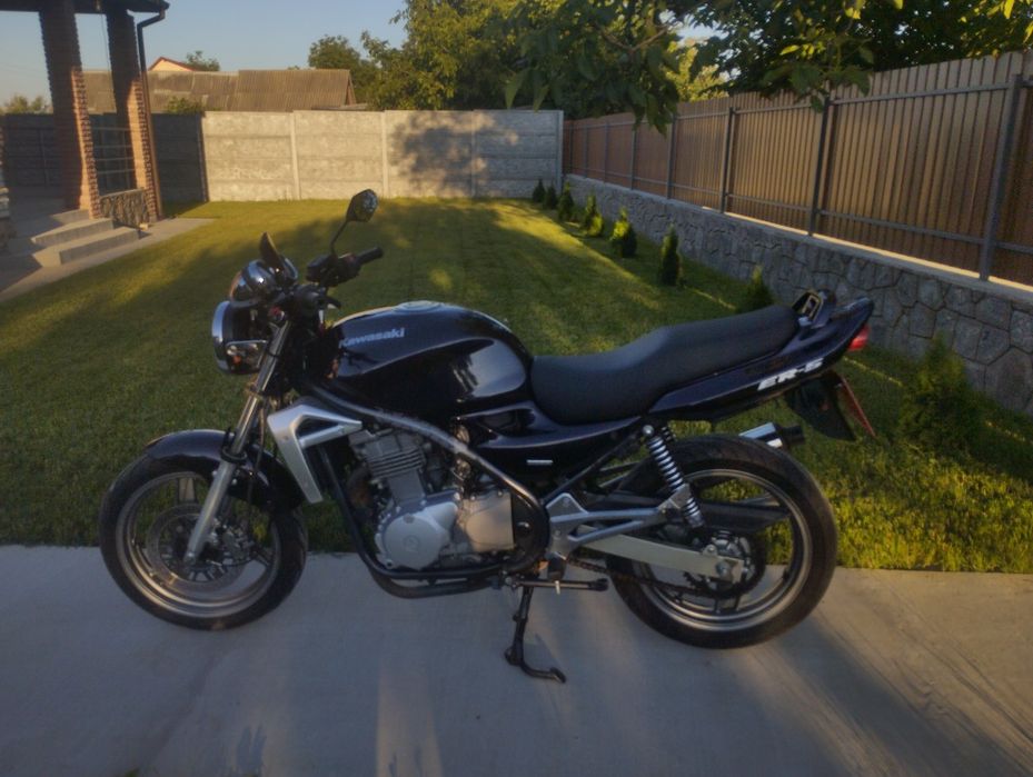 Kawasaki er 500.