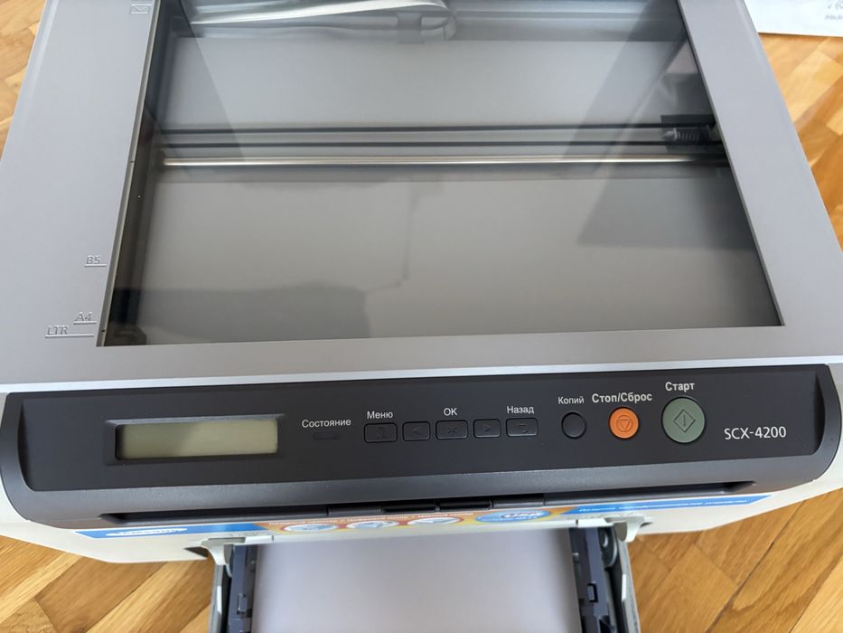 Samsung SCX-4200 принтер ксерокс сканер 3в1 лазений БФП