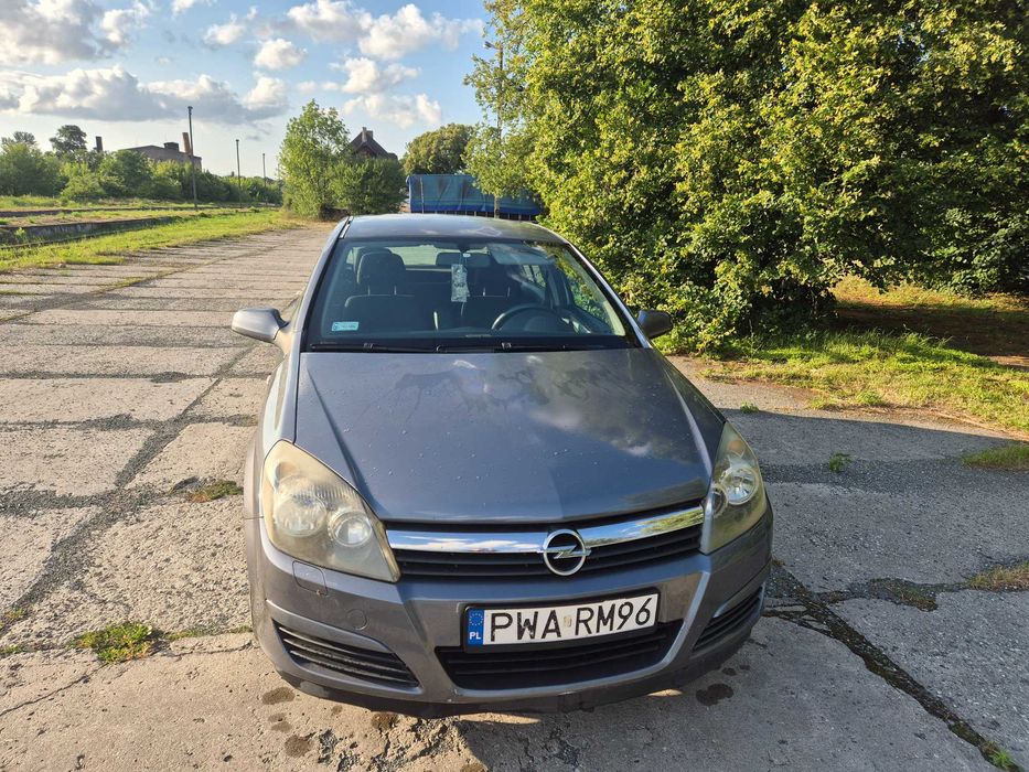 Opel Astra H 1.6 benzyna