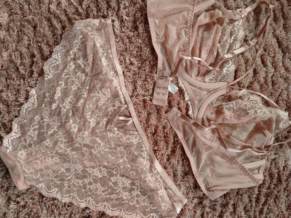 Мереживний напівпрозорий комплект білизни 100 с